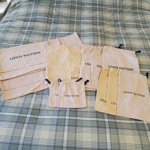 12 louis vuitton dust bags